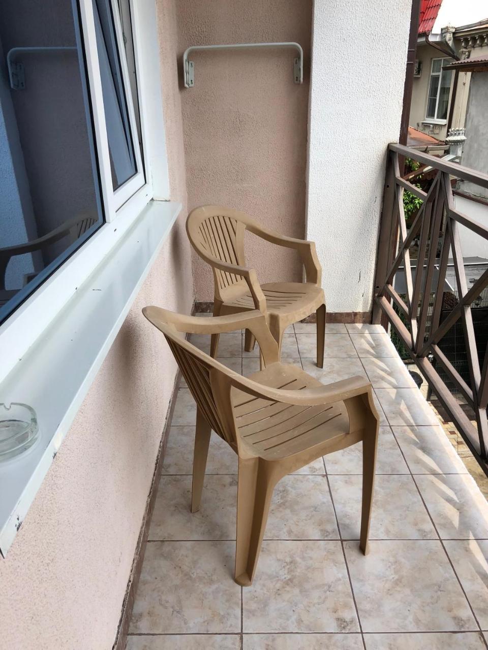 Guest House Zvanba Gagra Buitenkant foto